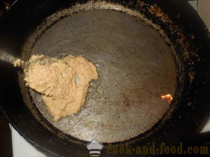 Meatless burgers made from soybeans in a pan - how to make meatless burgers made from soybeans, a step by step recipe photos