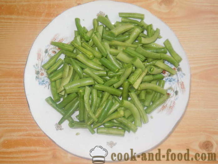 Green beans in a pan - how to cook a delicious green beans, a step by step recipe photos