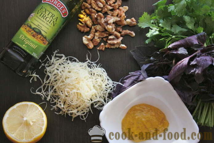 Homemade pesto sauce - how to make pesto at home, step by step recipe photos