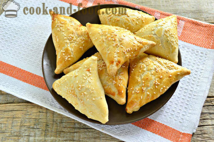 Home Samsa puff pastry with chicken - how to prepare a layered samsa with chicken, a step by step recipe photos