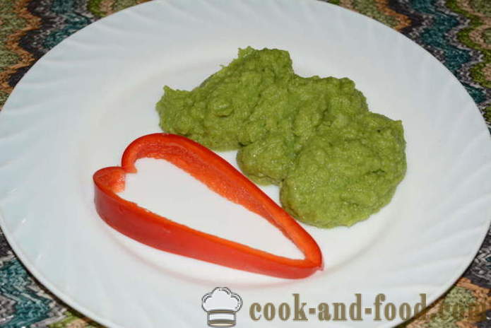 Delicious vegetable puree from frozen broccoli - how to cook broccoli puree, a step by step recipe photos
