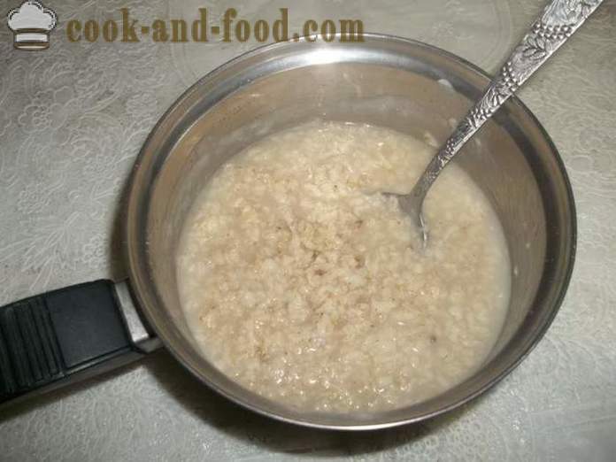 Oatmeal broth - how to cook porridge for breakfast, a step by step recipe photos