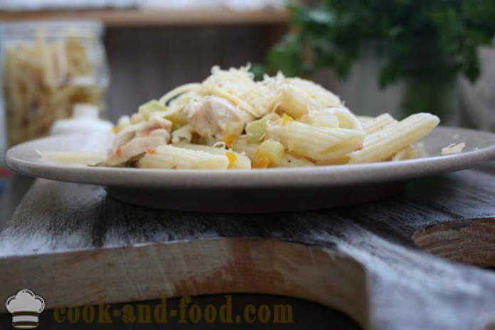 Italian homemade pasta with chicken, vegetables and cheese - how to cook Italian pasta at home, step by step recipe photos