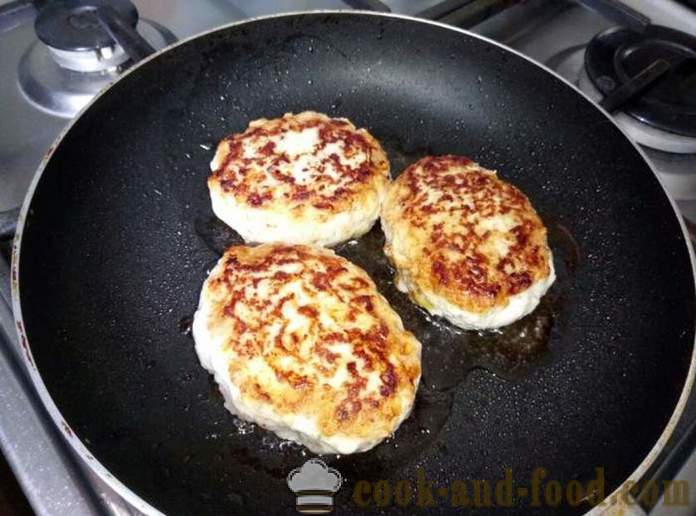 Delicious burgers made of pork and chicken - how to make cutlets of pork and chicken, with a step by step recipe photos