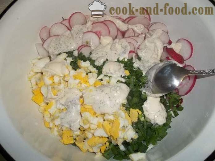 Delicious salad of radish with egg and green onion - how to prepare a salad of radish, a step by step recipe photos