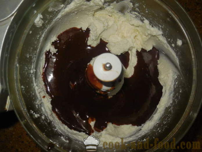 Curd Easter with cream and chocolate - how to cook the curd Easter without eggs, step by step recipe photos