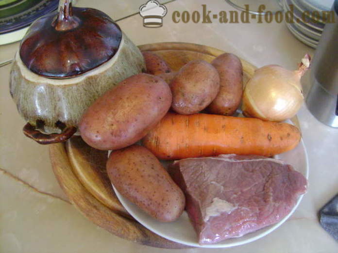 Pot roast with meat and potatoes in the oven - how to cook the potatoes in the pot with the meat, a step by step recipe photos