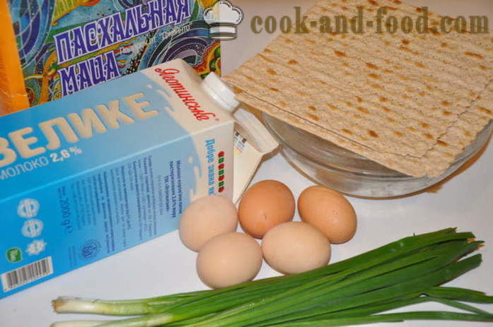 Omelette with matzo - simple Jewish Passover dishes, how to cook with eggs matzo, a step by step recipe photos