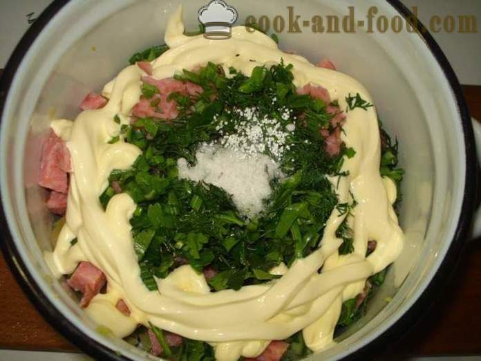 Spring hash on the water with mayonnaise - how to prepare okroshka on the water with mayonnaise, a step by step recipe photos