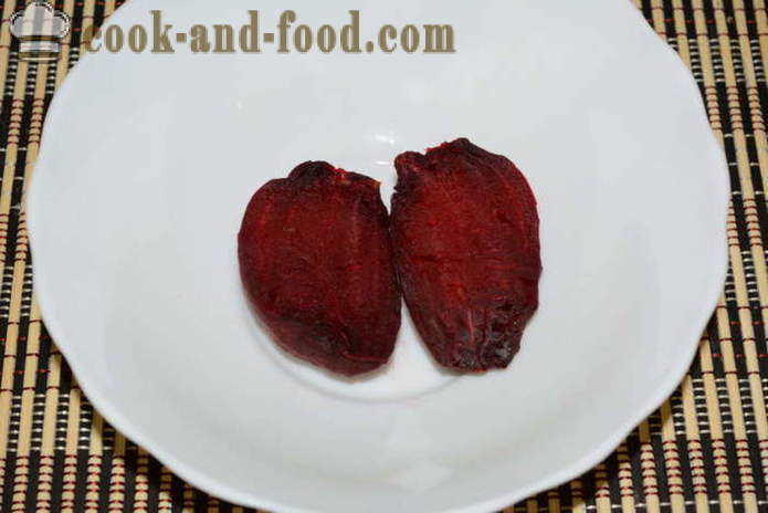 Beets in a microwave in the package - how to cook the beets in the microwave quickly, step by step recipe photos