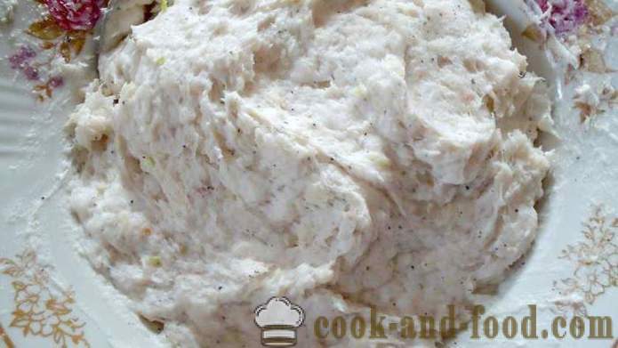 Tasty appetizer of bacon and garlic in a meat grinder - how to make minced lard with garlic, a step by step recipe photos