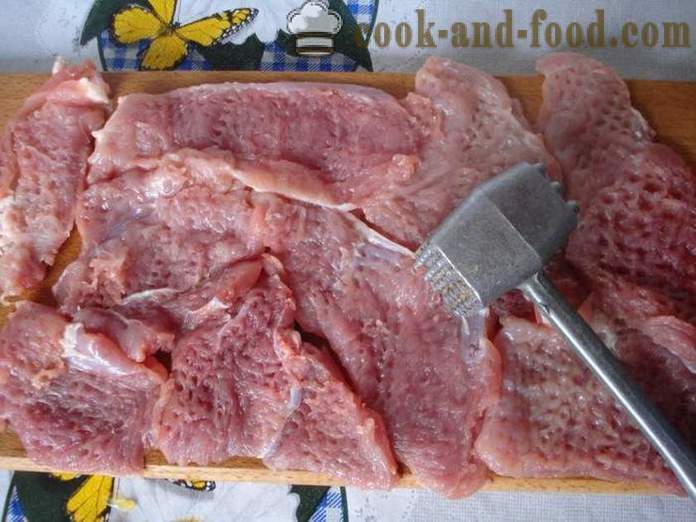 Juicy pork chops in batter - how to make a soft and juicy pork chop in the pan, a step by step recipe photos