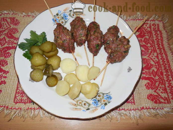 Delicious kebab of beef in the oven - how to cook kebab at home, step by step recipe photos