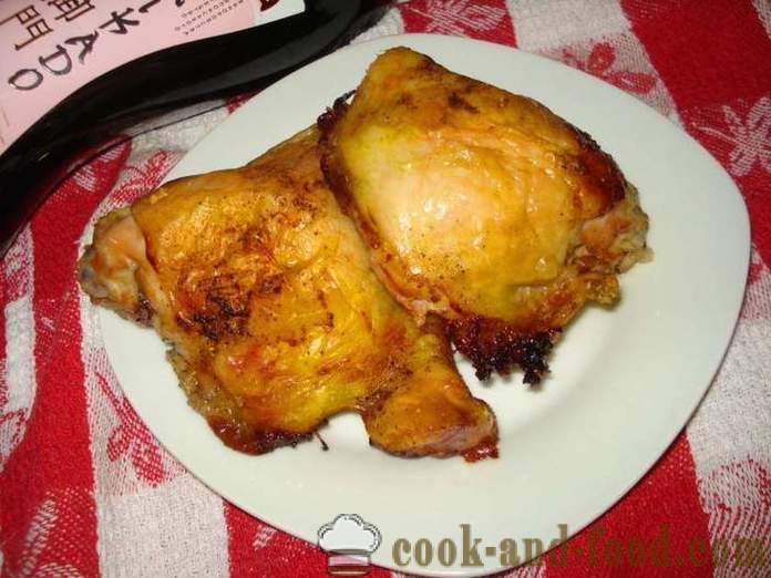 Baked chicken thighs in a foil - like a delicious baked chicken thighs in the oven, with a step by step recipe photos