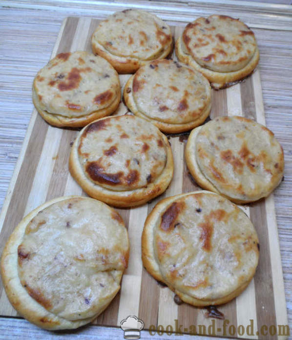 Shangi delicious potatoes from yeast dough - shangi how to cook with potatoes in the oven, with a step by step recipe photos