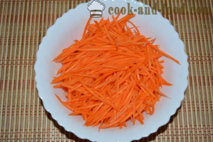 A simple salad with Korean carrot and cucumber - how to cook Korean salad of carrots and cucumbers, with a step by step recipe photos