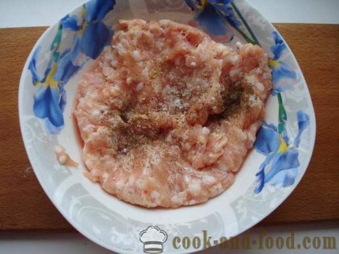 Tasty meat filling for pies, chebureks, puff pastry - how to make a meat filling juicy poshagovіy recipe with a photo