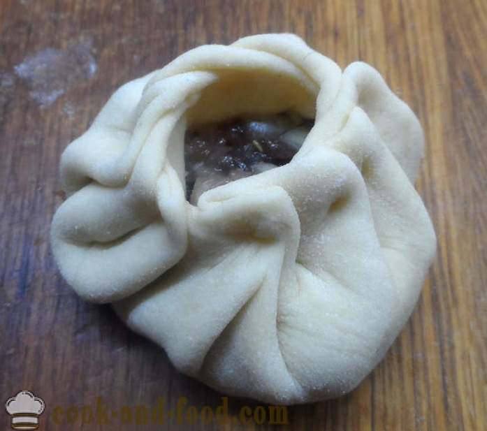 How to sculpt dumplings step by step - the recipe with a photo