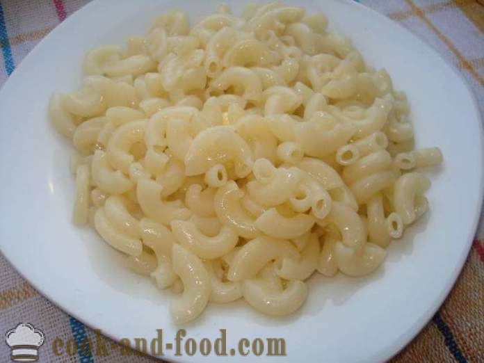 How to cook the pasta in the pan so that they do not stick together, step by step recipe photos