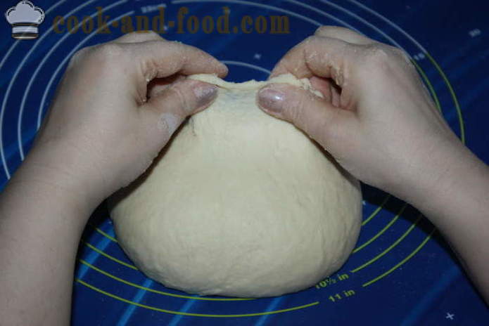 Sweet yeast dough to puff puffmaffinov - how to make a flaky yeast dough for buns, recipe with photo