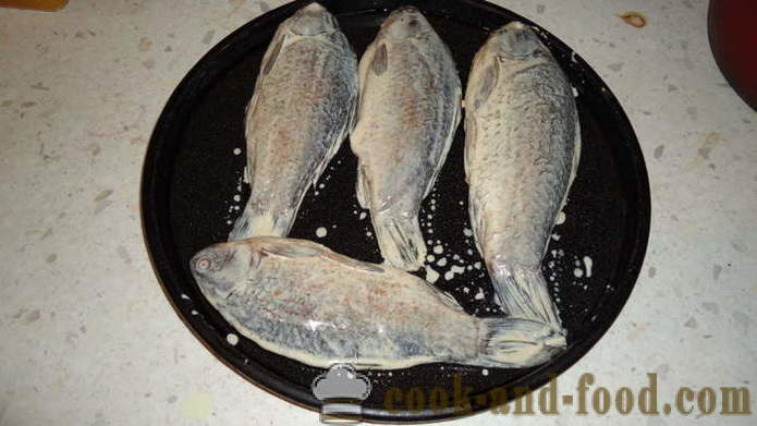Carp in sour cream - how to cook carp in the oven with cream, with a step by step recipe photos
