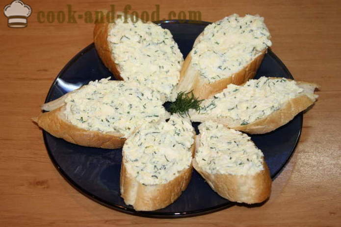 Jewish appetizer of melted cheese with garlic - how to make Jewish appetizer with garlic, a step by step recipe photos