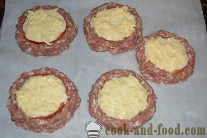 Meat nest of minced meat stuffed with - how to cook meat nest of minced meat in the oven, with a step by step recipe photos