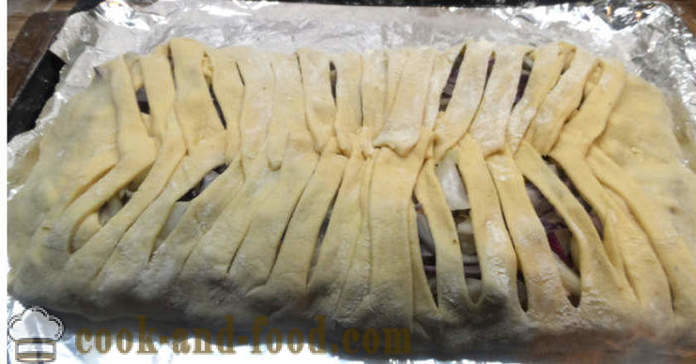 Yeast cake with fish and rice and fresh fish - how to cook a pie with fish in the oven, with a step by step recipe photos