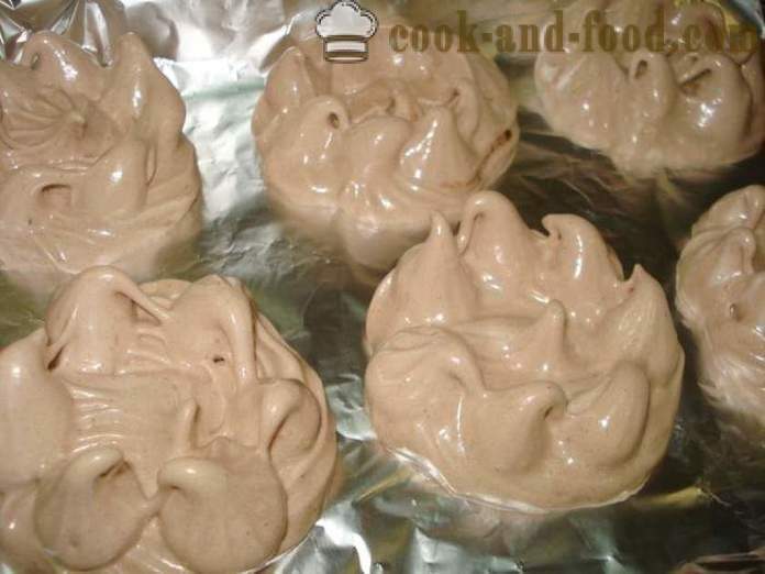 Chocolate meringue with nuts - how to make a chocolate meringue at home, step by step recipe photos