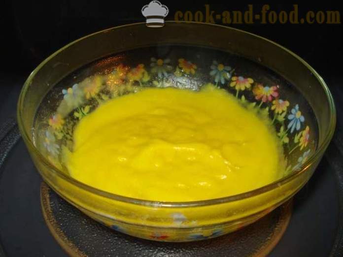 Custard in the microwave - how to cook the custard on the yolks, a step by step recipe photos