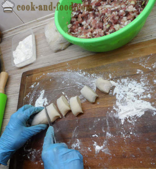 Delicious dumplings with meat - how to make dumplings at home, step by step recipe photos