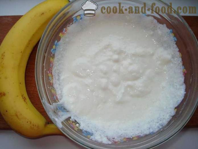 Curd dessert with banana, without baking and without gelatin - how to cook cheesecake dessert at home, step by step recipe photos