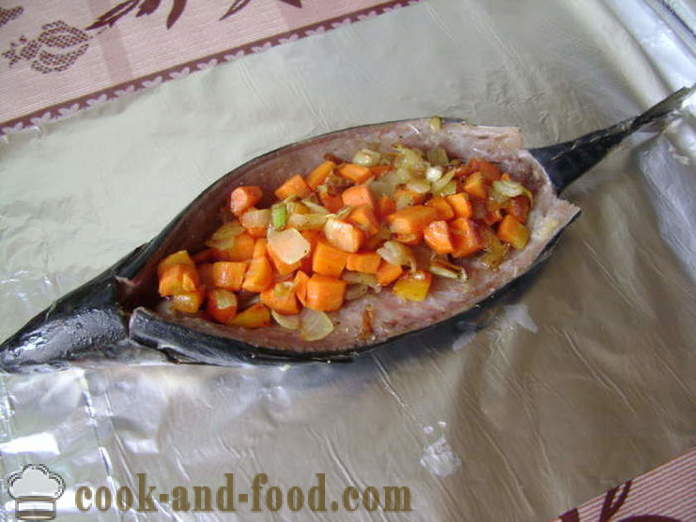 Mackerel baked in foil in the oven - like baked mackerel in the oven, with a step by step recipe photos