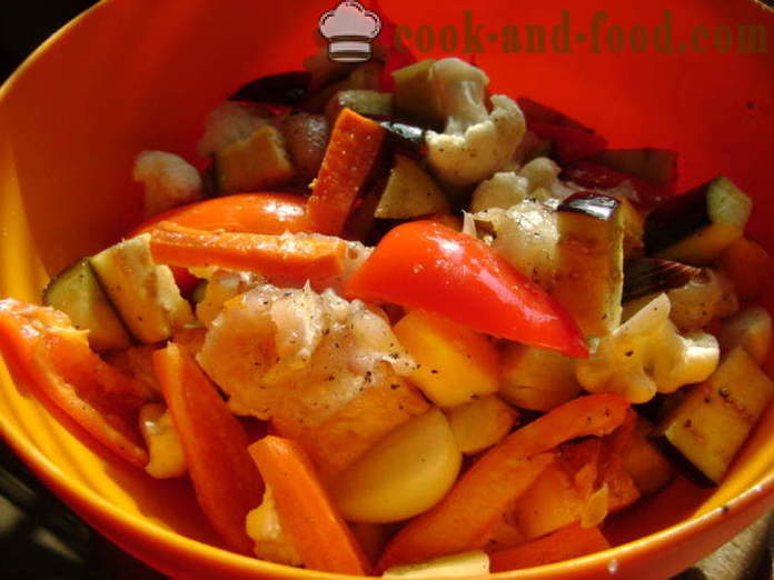 Chicken fillet with vegetables in the oven - how to cook chicken with vegetables, a step by step recipe photos