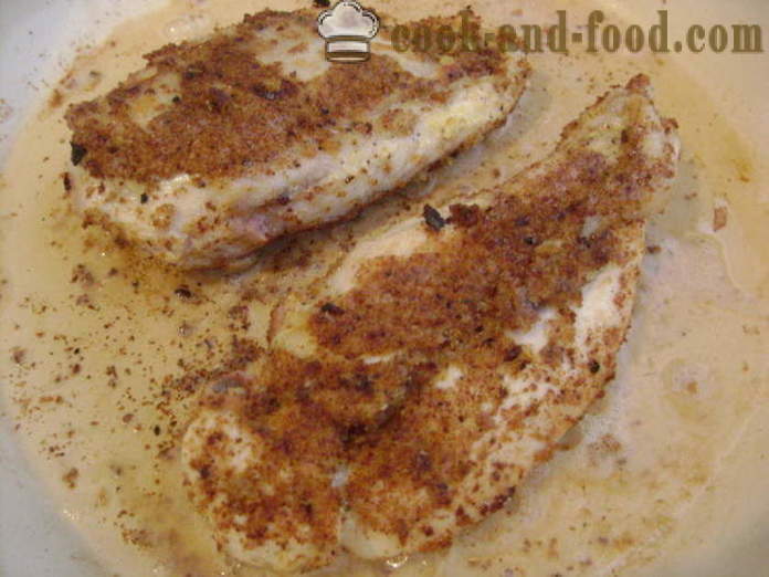 Chicken breast with coat of omelet in a pan - how to cook the chicken breasts under a fur coat for dinner, with a step by step recipe photos