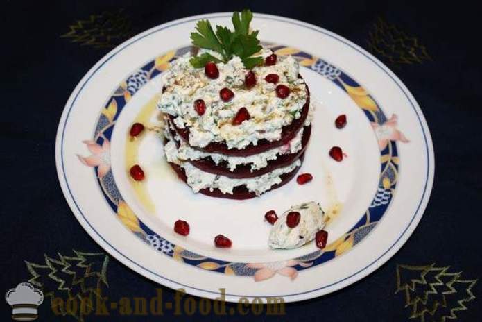 Layered salad of beets with goat cheese and garlic - how to make a salad of beets layers, a step by step recipe photos