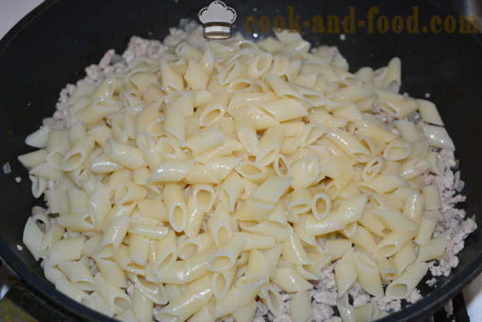 Pasta nautically with minced meat in a frying pan - how to cook pasta nautically with minced meat, a step by step recipe photos