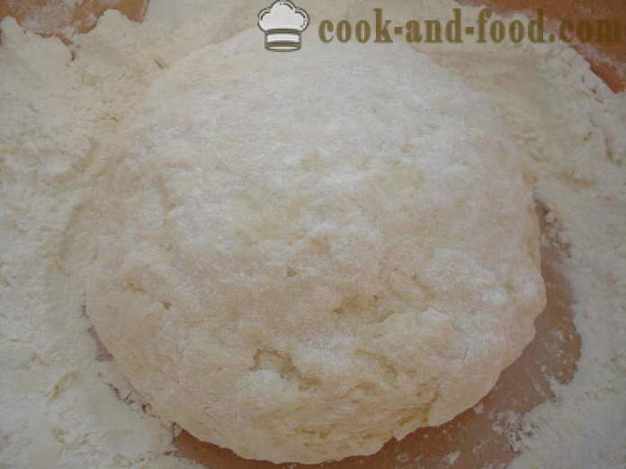 Cuddly dough for dumplings on kefir - how to prepare the dough for dumplings steamed, with a step by step recipe photos