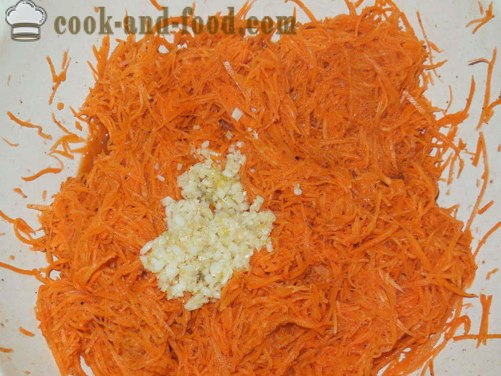 Carrots in Korean - how to cook carrots in Korean at home, step by step recipe photos