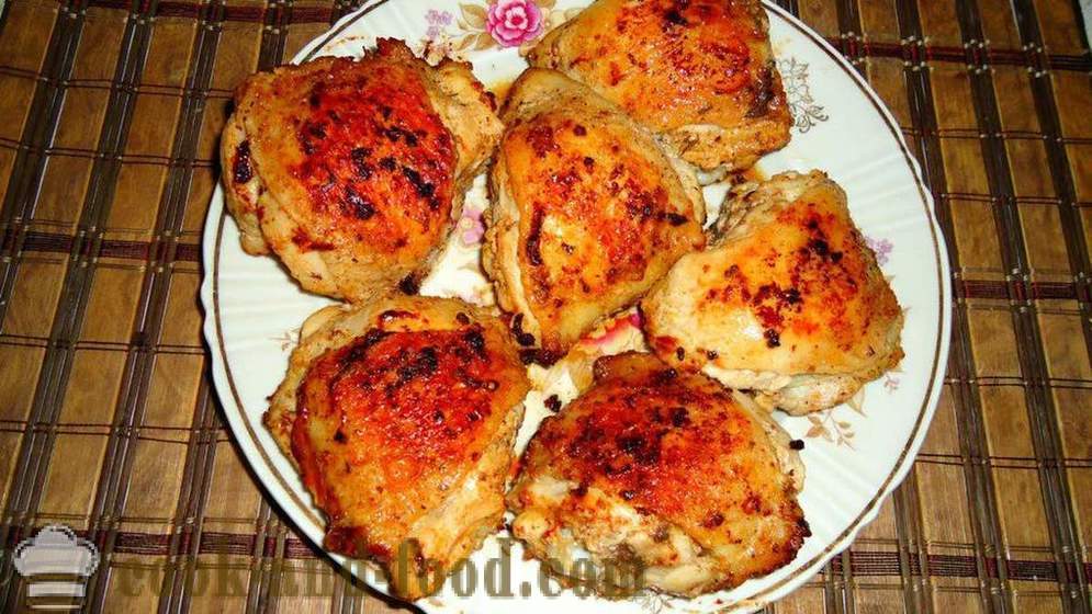 Roasted chicken thighs - how to fry the chicken thighs in a pan, with a step by step recipe photos