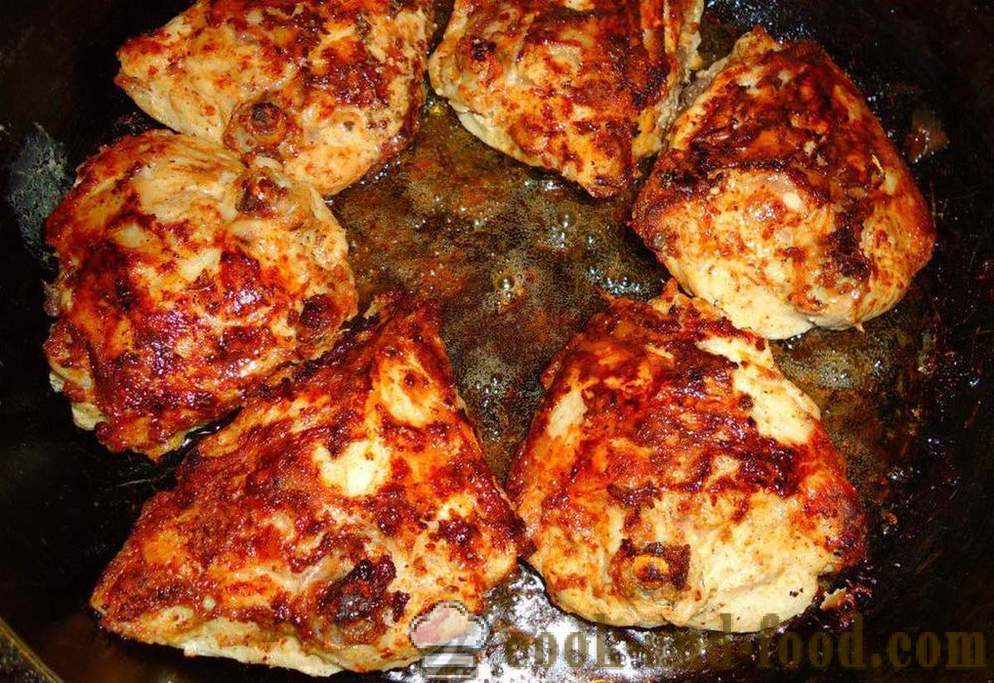 Roasted chicken thighs - how to fry the chicken thighs in a pan, with a step by step recipe photos