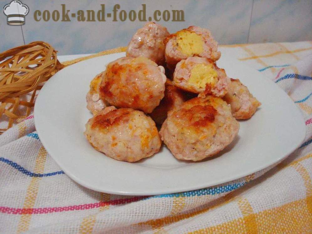 Chicken cutlets with pumpkin and stuffed with cheese in multivarka - how to cook chicken cutlets in multivarka, step by step recipe photos