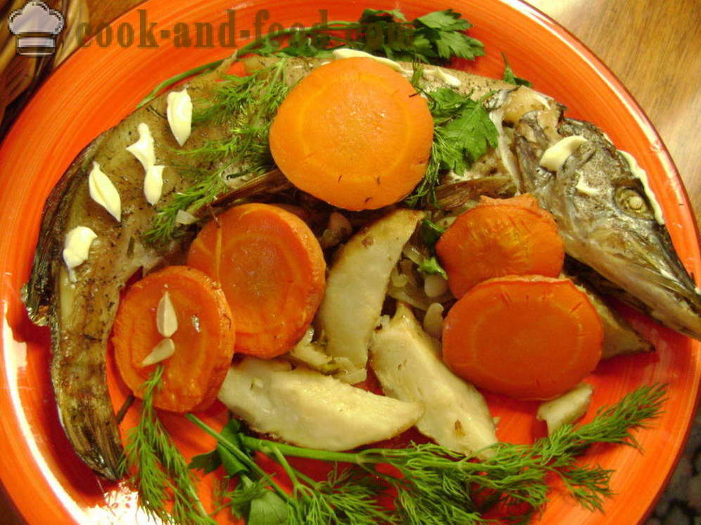 Pike baked in the oven - like fully baked pike, step by step recipe photos