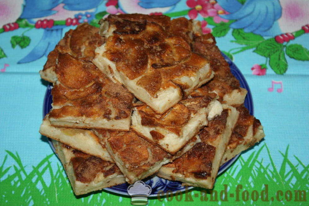 Apple pie with cinnamon - how to bake an apple pie with cinnamon in the oven, with a step by step recipe photos