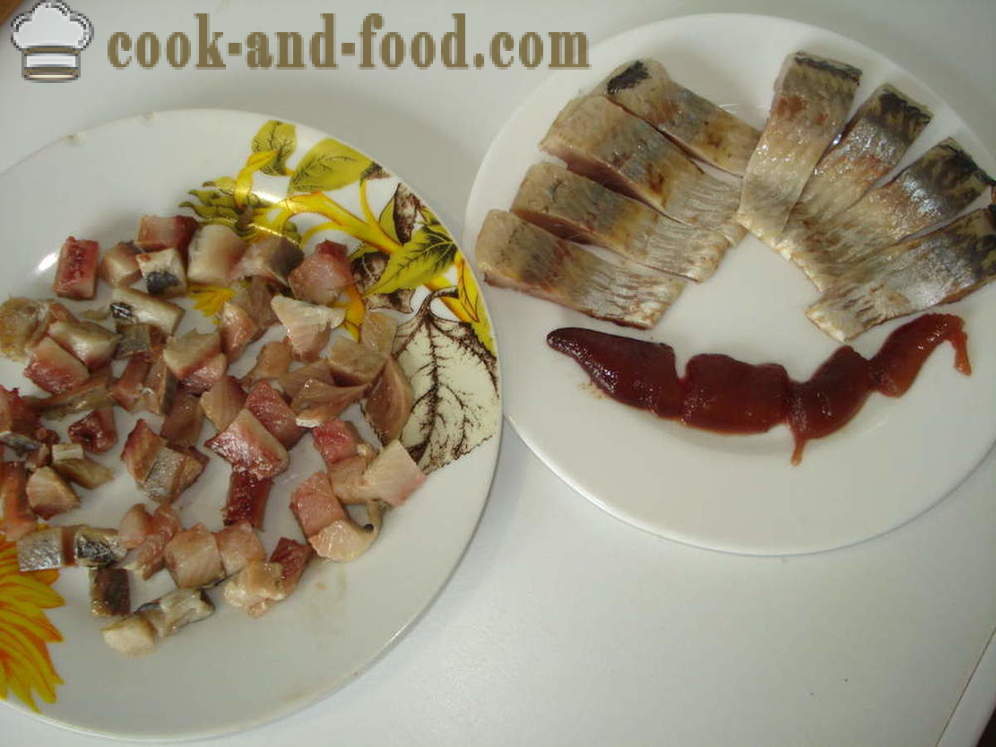 Herring under a fur coat with an apple, without eggs - how to cook herring under a fur coat with an apple, a step by step recipe photos