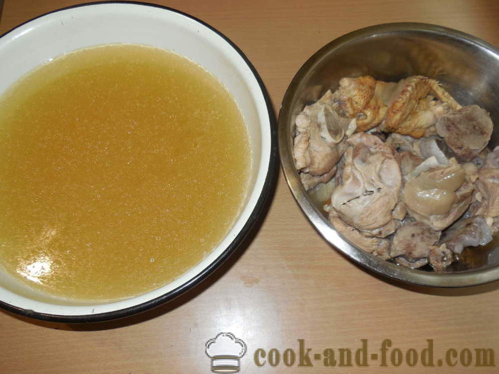 Homemade jellied chicken without gelatine - how to prepare jellied chicken and pork multivarka-cooker, a step by step recipe photos