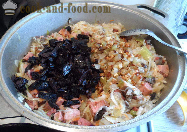 Bigus with cabbage, meat and mushrooms - how to cook properly Bigus, a step by step recipe photos