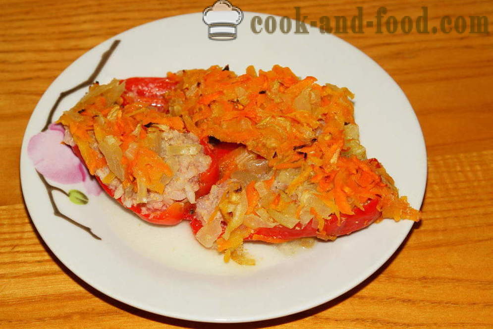 Dietary stuffed peppers baked in the oven - how to cook stuffed peppers with meat and rice, with a step by step recipe photos