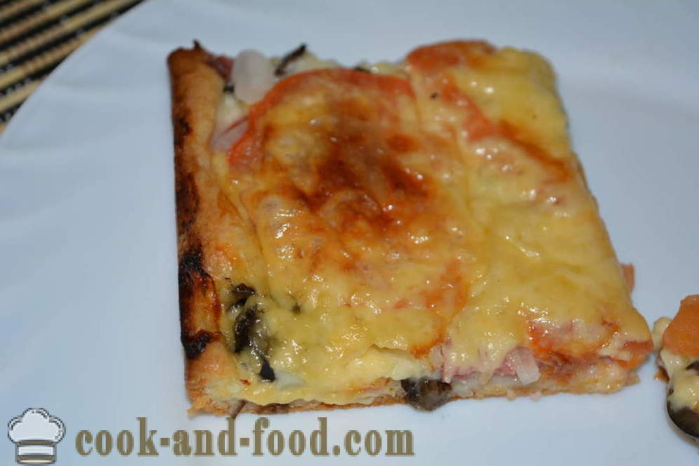 Fast pizza with sour cream and mayonnaise sauce with sausage and mushrooms - how to cook a pizza at home in the oven, with a step by step recipe photos