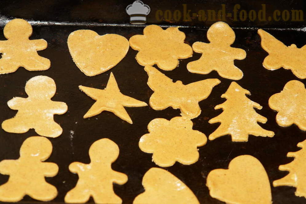Gingerbread cookies with cinnamon and honey - how to make a gingerbread home, step by step recipe photos